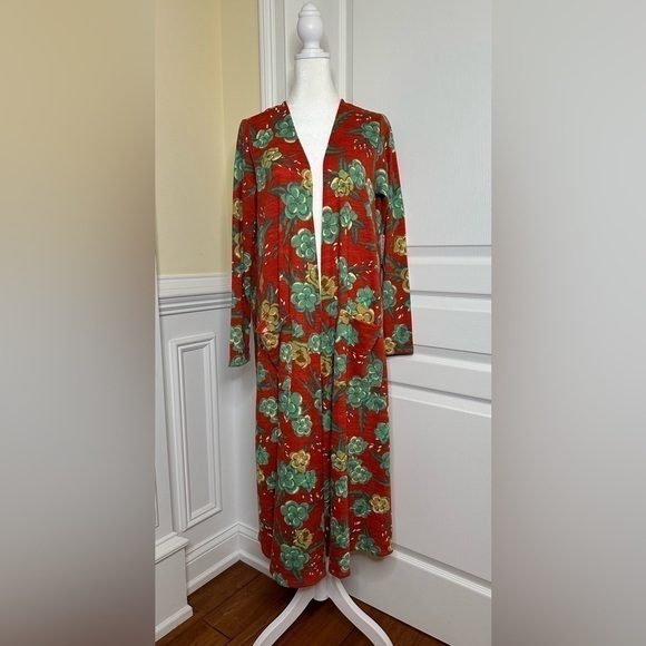 LuLaRoe Sweaters - LuLaRoe Sarah Cardigan Size Medium